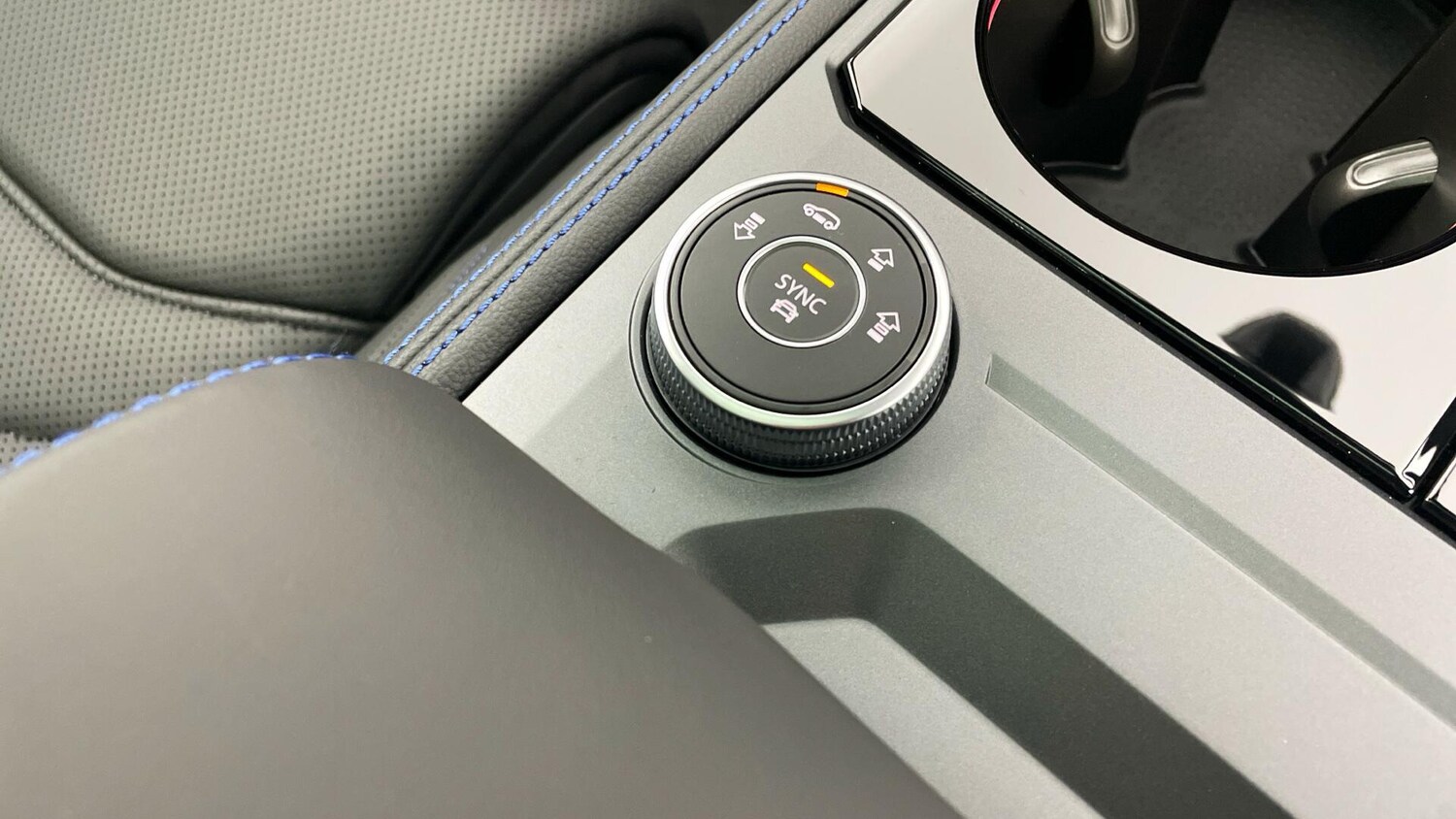 Used Volkswagen Touareg 2025 for sale - 77701416: Photo 27