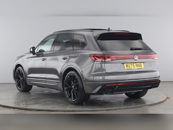 Used Volkswagen Touareg 2025 for sale - 77701416: Photo