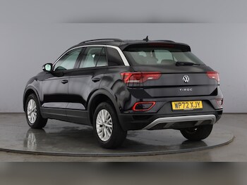 Used Volkswagen T-Roc 2023 for sale - 78467990: Photo