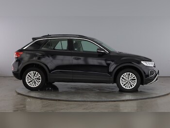 Used Volkswagen T-Roc 2023 for sale - 78467990: Photo