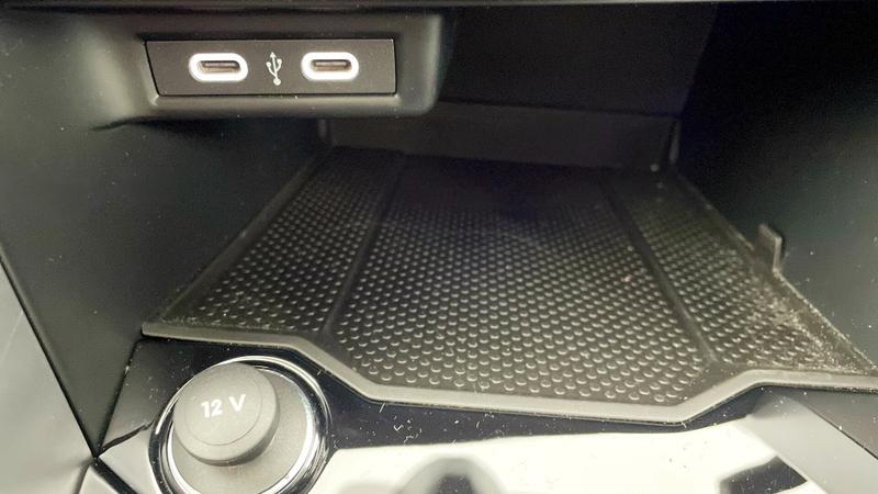 Used Volkswagen T-Roc 2024 for sale - 75985174: Photo 17