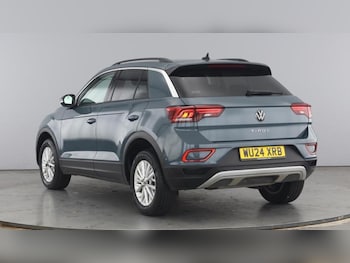 Used Volkswagen T-Roc 2024 for sale - 75985174: Photo 3