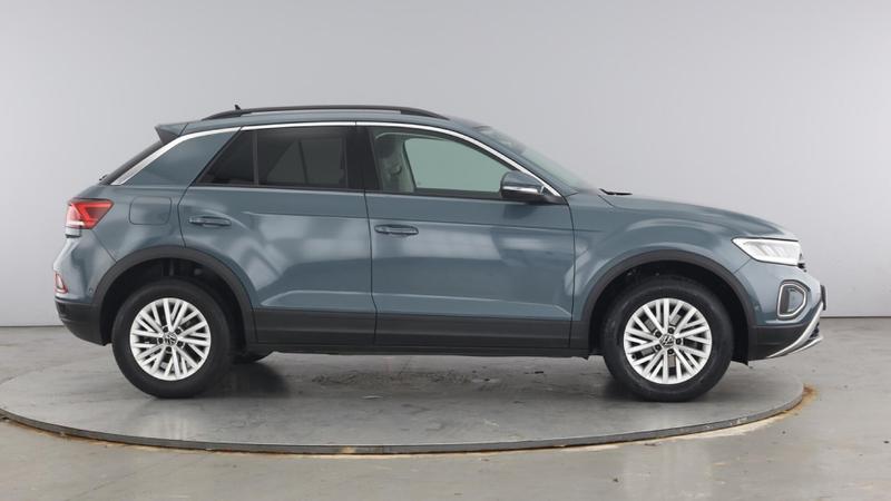 Used Volkswagen T-Roc 2024 for sale - 75985174: Photo 4