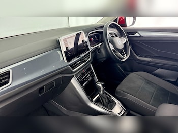 Used Volkswagen T-Roc 2022 for sale - 79448191: Photo