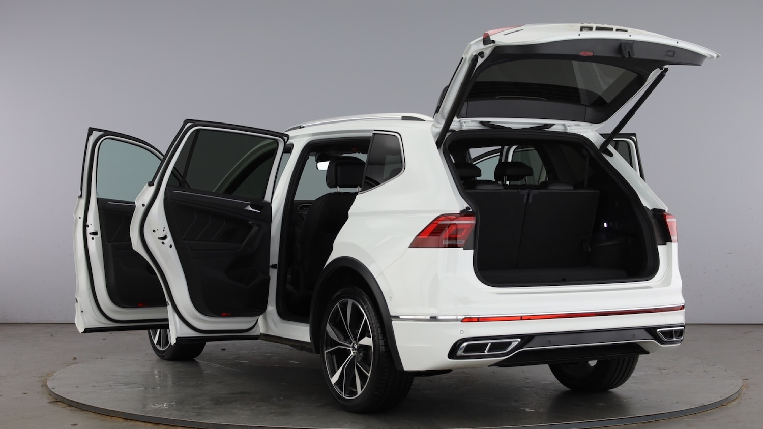 Used Volkswagen Tiguan Allspace 2025 for sale - 77602594: Photo 12