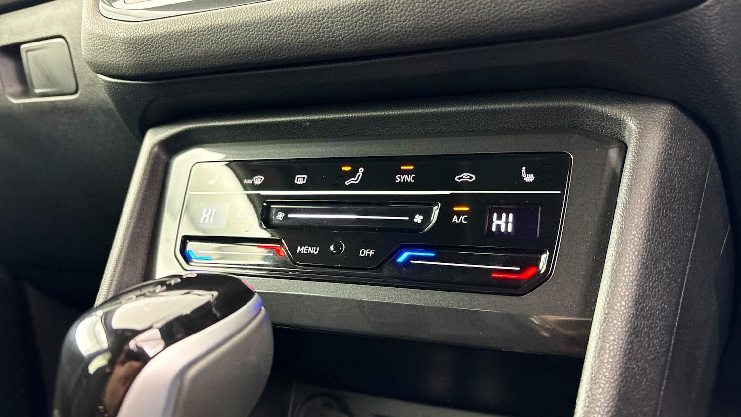 Used Volkswagen Tiguan Allspace 2025 for sale - 77602594: Photo 18