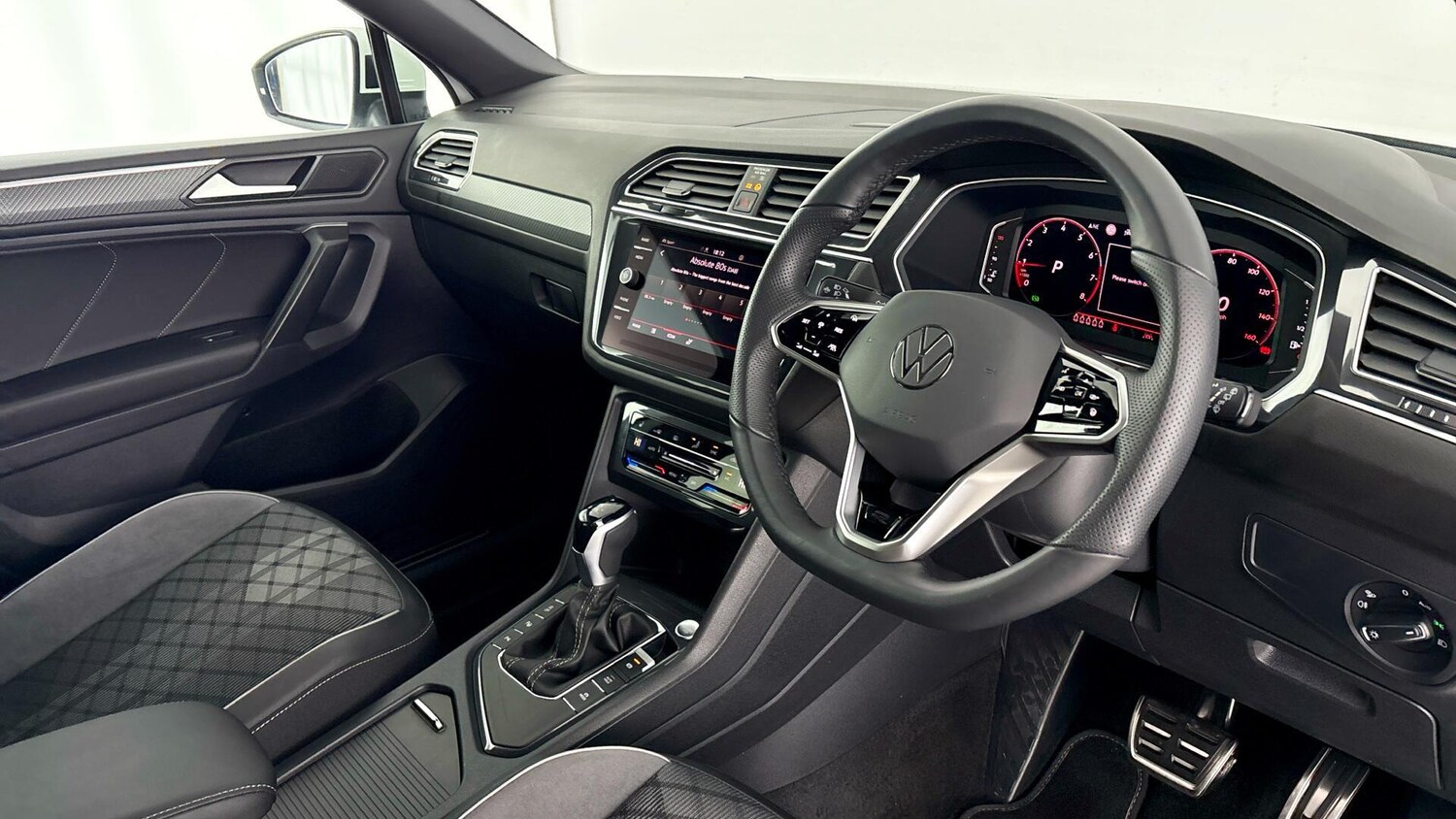 Used Volkswagen Tiguan Allspace 2025 for sale - 77602594: Photo 6