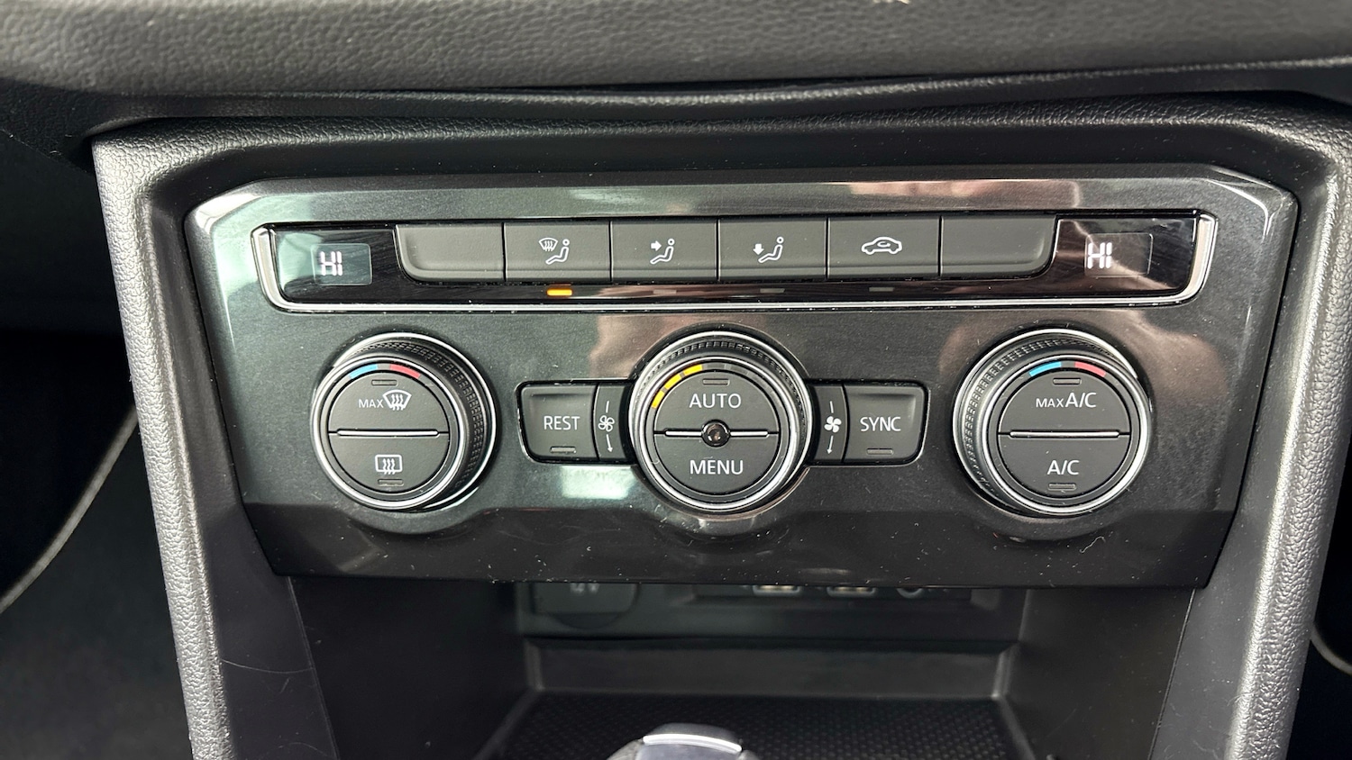 Used Volkswagen Tiguan 2019 for sale - 77896389: Photo 26