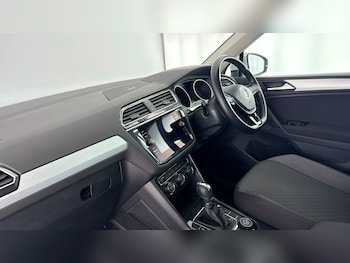 Used Volkswagen Tiguan 2019 for sale - 77896389: Photo