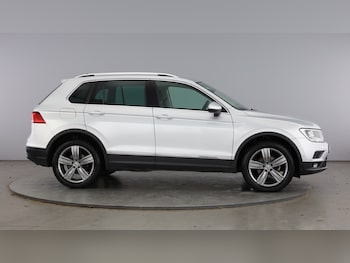 Used Volkswagen Tiguan 2019 for sale - 77896389: Photo