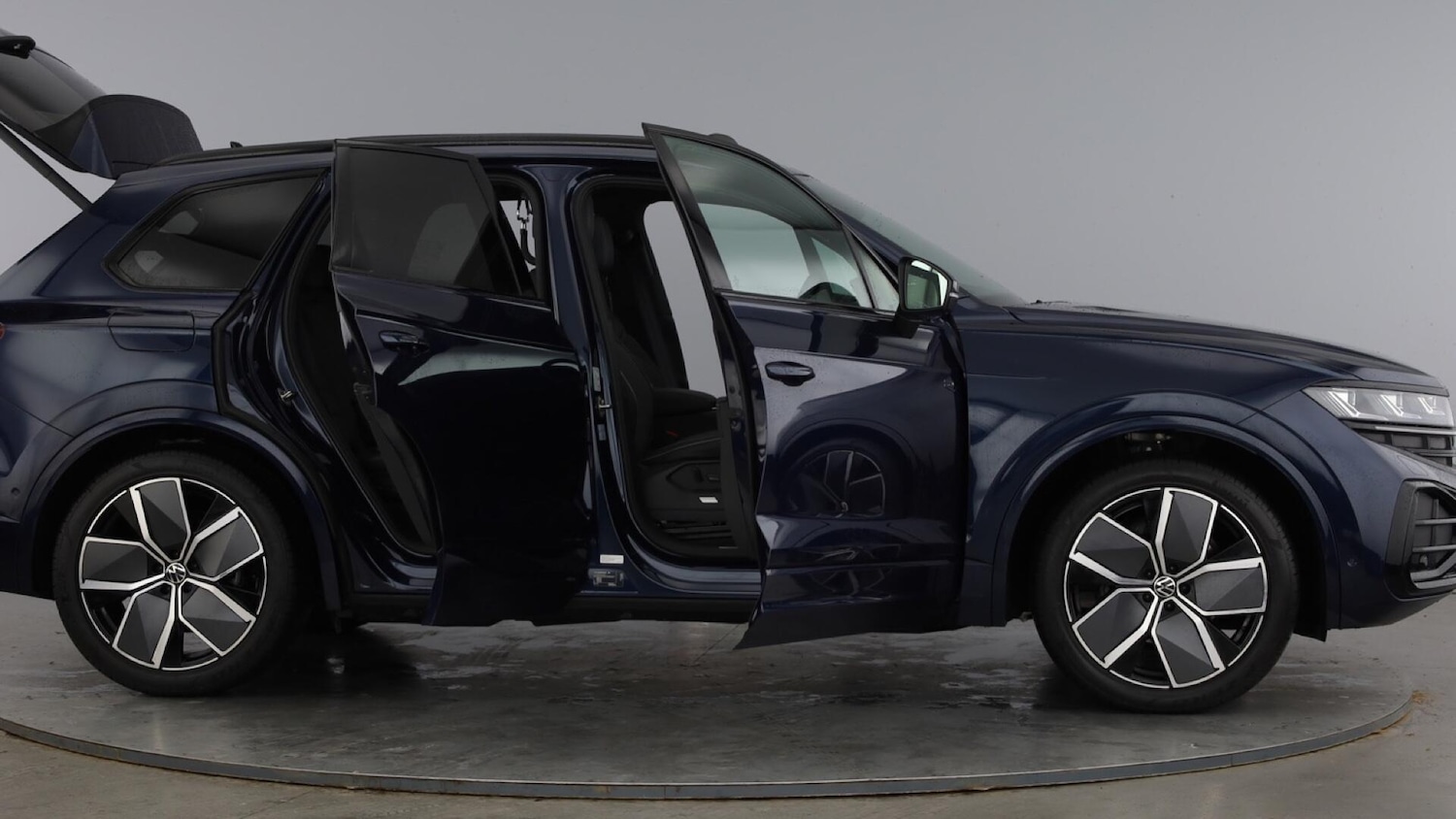 Used Volkswagen Touareg 2025 for sale - 77781929: Photo 10