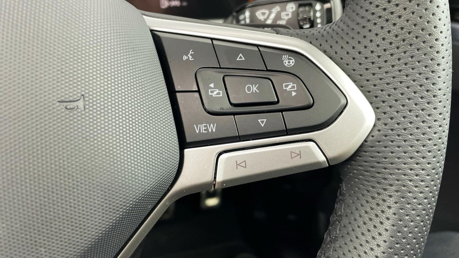 Used Volkswagen Touareg 2025 for sale - 77781929: Photo 28