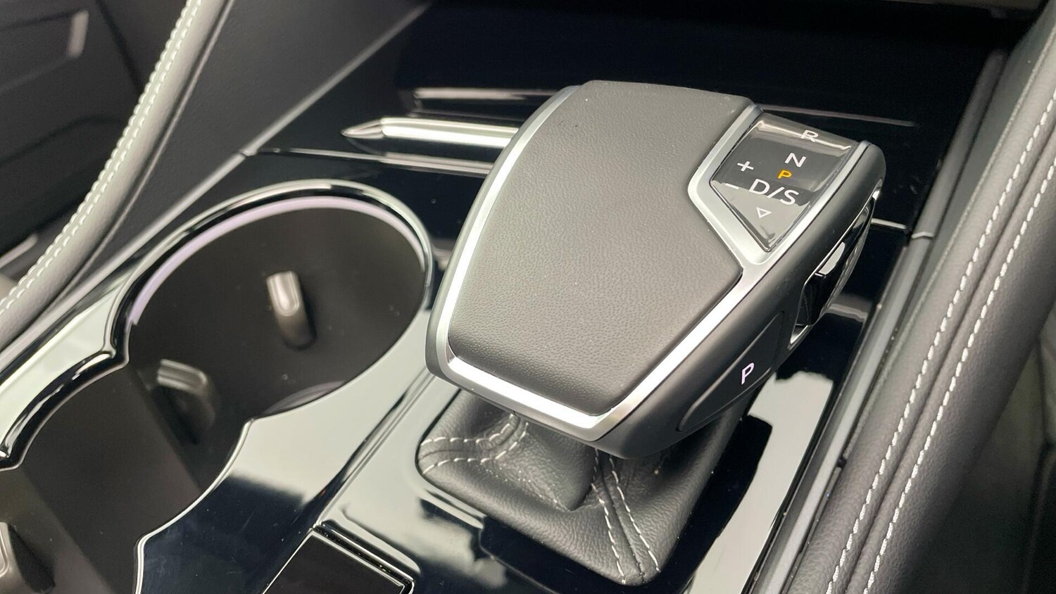 Used Volkswagen Touareg 2025 for sale - 77781929: Photo 31