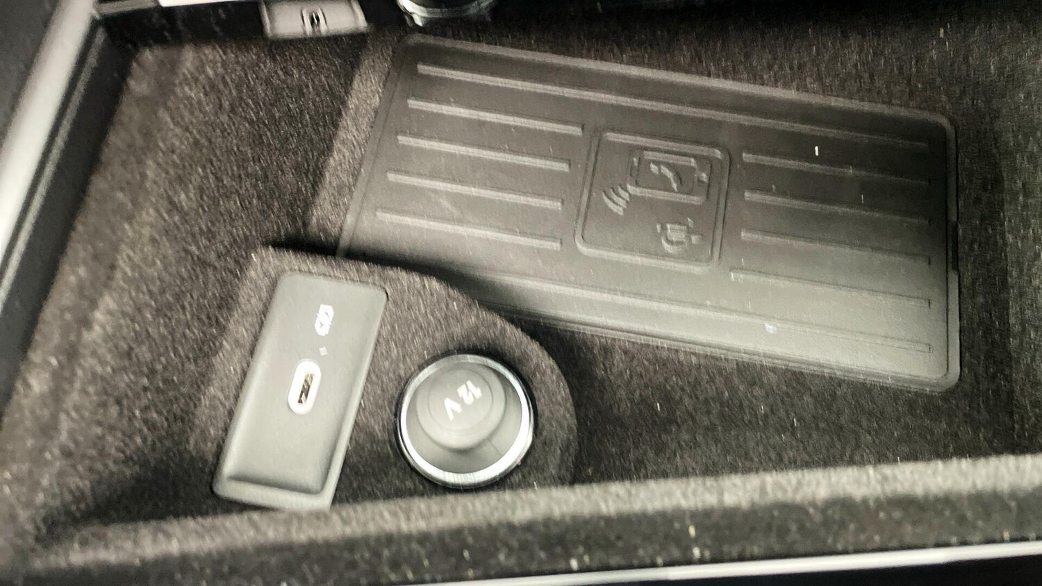 Used Volkswagen Touareg 2025 for sale - 77781929: Photo 32