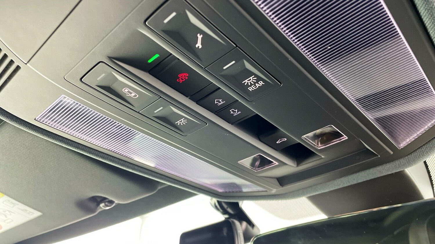 Used Volkswagen Touareg 2025 for sale - 77781929: Photo 39