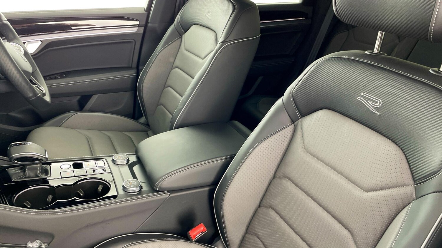 Used Volkswagen Touareg 2025 for sale - 77781929: Photo 43