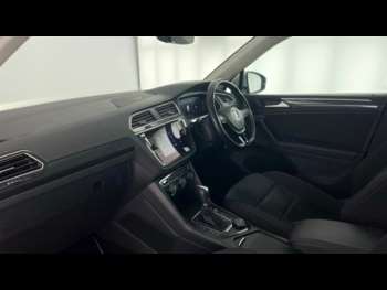Used Volkswagen Tiguan 2019 for sale - 74900587: Photo