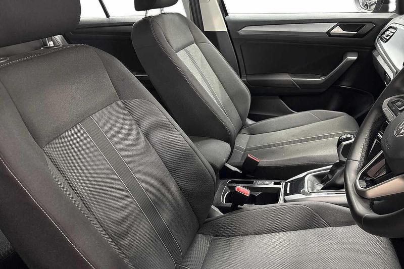 Used Volkswagen T-Roc 2024 for sale - 76064623: Photo 10