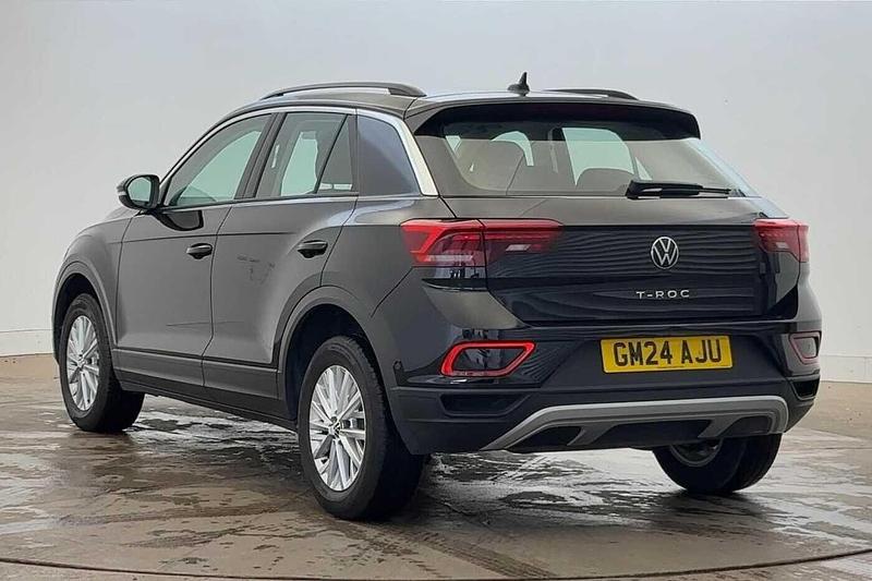 Used Volkswagen T-Roc 2024 for sale - 76064623: Photo 3