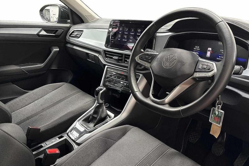 Used Volkswagen T-Roc 2024 for sale - 76064623: Photo 6
