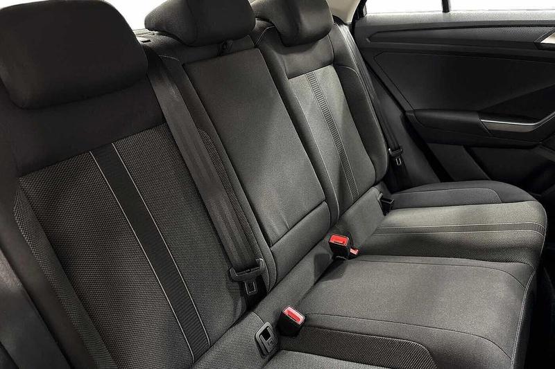 Used Volkswagen T-Roc 2024 for sale - 76064623: Photo 9