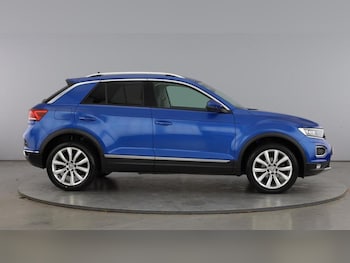 Used Volkswagen T-Roc 2019 for sale - 76603517: Photo