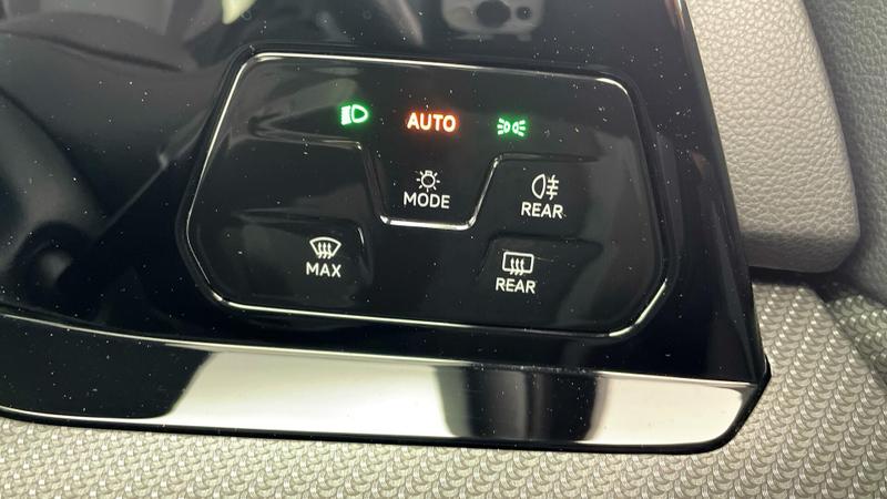 Used Volkswagen Golf 2023 for sale - 75985183: Photo 22