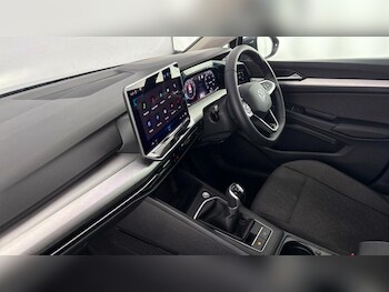 Used Volkswagen Golf 2024 for sale - 77363517: Photo