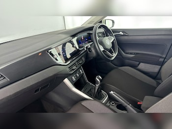 Used Volkswagen Polo 2023 for sale - 77602602: Photo