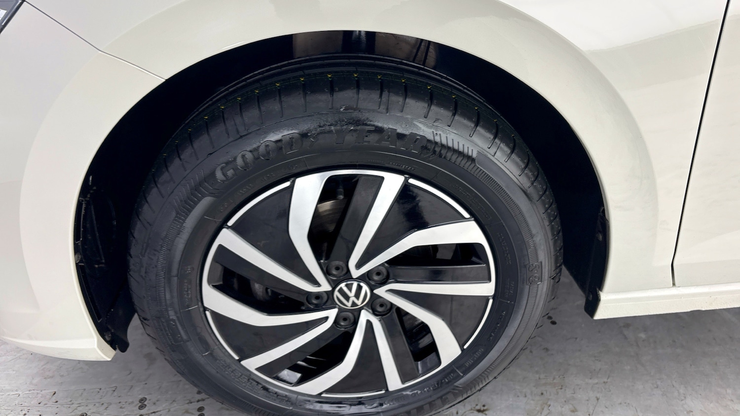 Used Volkswagen Polo 2023 for sale - 77602602: Photo 31