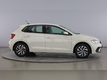 Used Volkswagen Polo 2023 for sale - 77602602: Photo