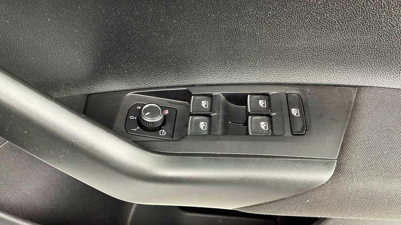 Used Volkswagen Polo 2019 for sale - 77708349: Photo 24