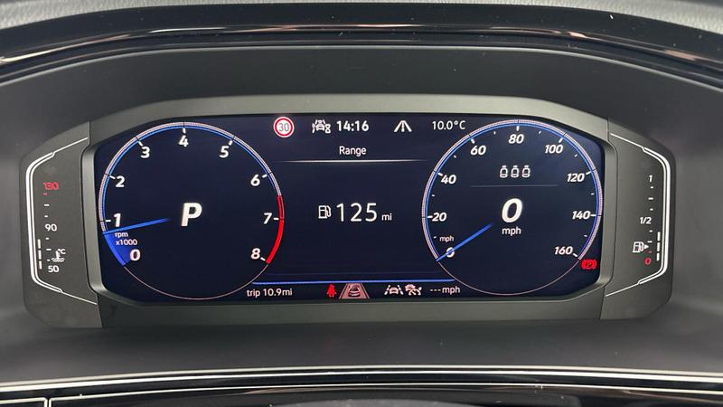 Used Volkswagen T-Roc for sale - 77447450: Photo 12