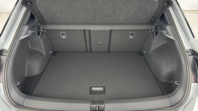 Used Volkswagen T-Roc for sale - 77447450: Photo 29