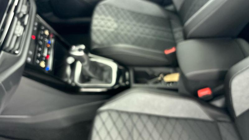 Used Volkswagen T-Roc for sale - 77447450: Photo 36