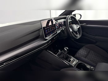 Used Volkswagen Golf 2025 for sale - 77881207: Photo