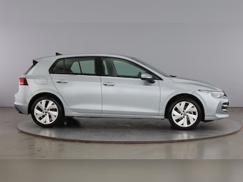 Used Volkswagen Golf 2025 for sale - 79127422: Photo