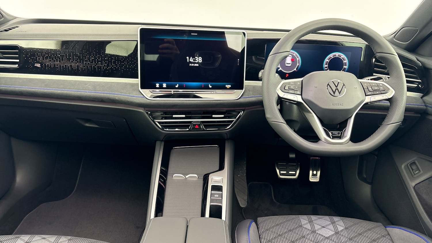 Used Volkswagen Passat 2025 for sale - 77781946: Photo 9