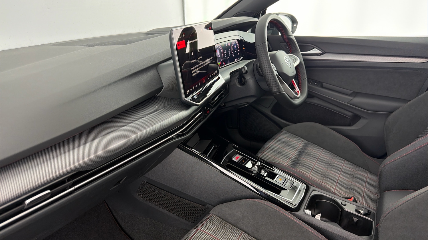 Used Volkswagen Golf 2025 for sale - 77781934: Photo 2