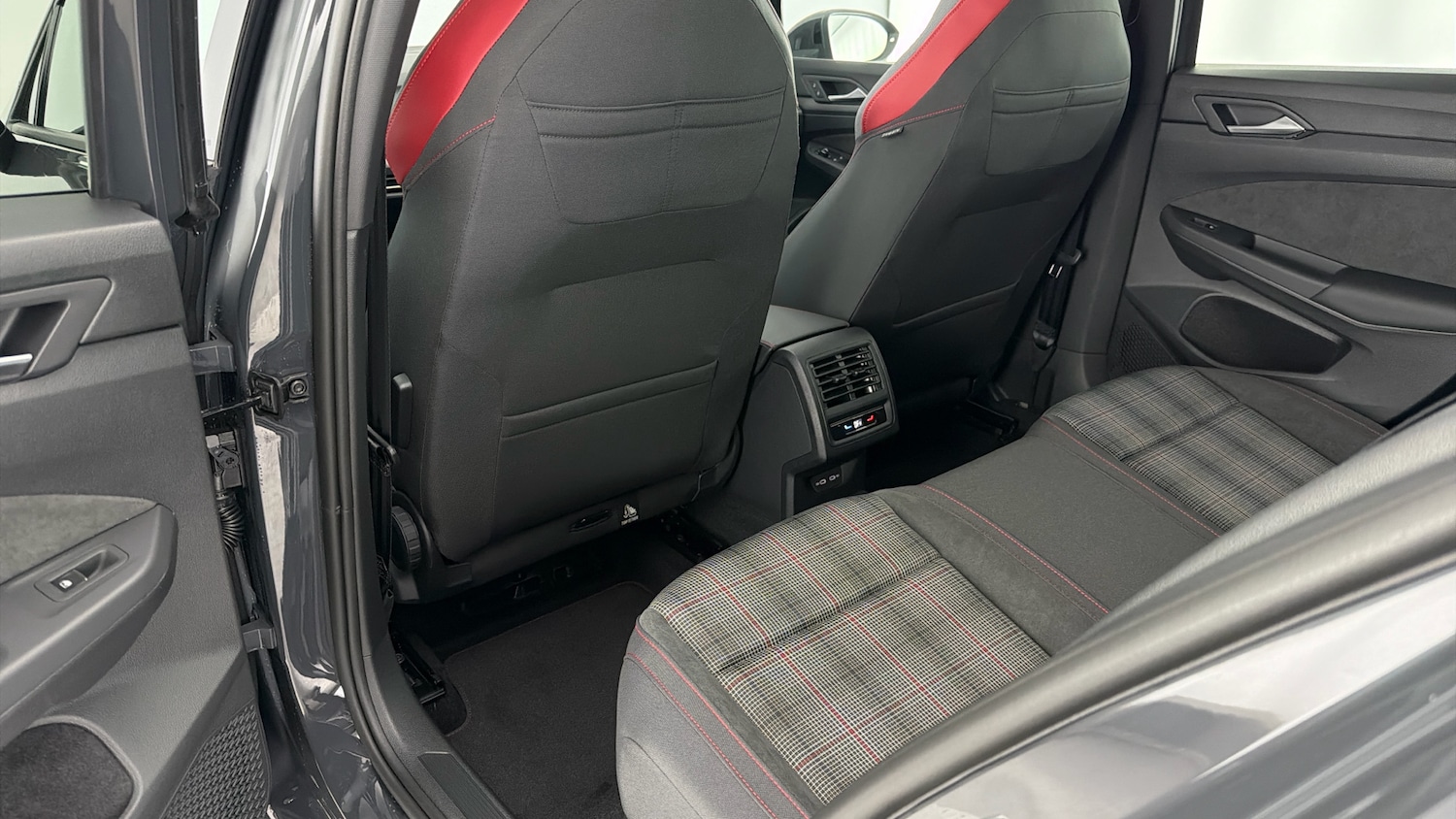 Used Volkswagen Golf 2025 for sale - 77781934: Photo 34