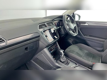 Used Volkswagen Tiguan 2023 for sale - 76394213: Photo