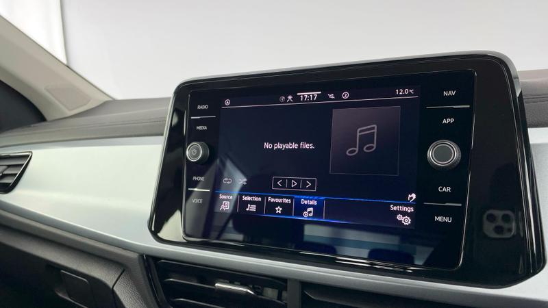 Used Volkswagen T-Roc 2022 for sale - 76156808: Photo 14