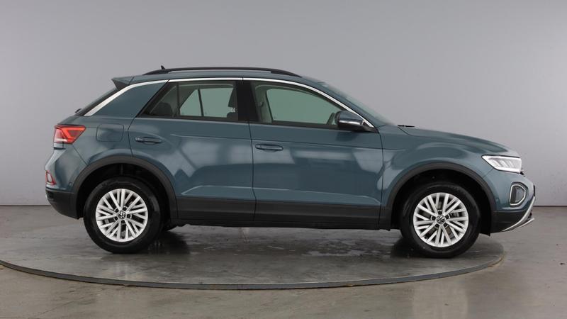 Used Volkswagen T-Roc 2022 for sale - 76156808: Photo 4