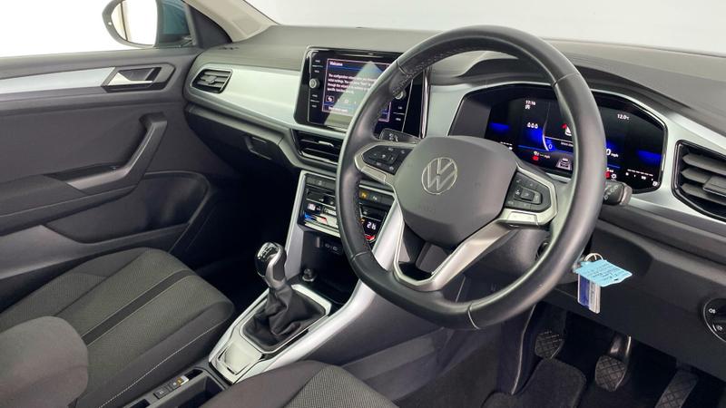 Used Volkswagen T-Roc 2022 for sale - 76156808: Photo 6