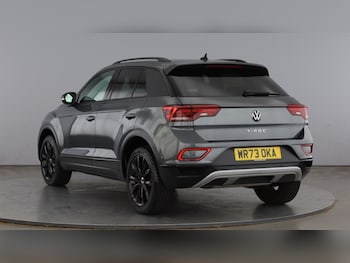 Used Volkswagen T-Roc 2023 for sale - 79125013: Photo