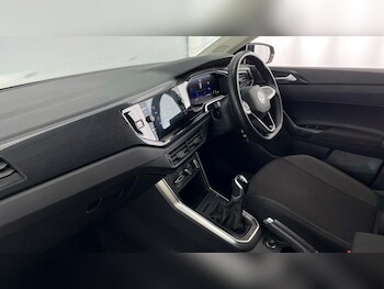 Used Volkswagen Polo 2025 for sale - 76156803: Photo 2