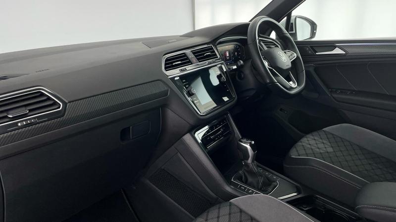 Used Volkswagen Tiguan 2023 for sale - 76568650: Photo 2