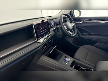 Used Volkswagen Touran 2025 for sale - 77701442: Photo