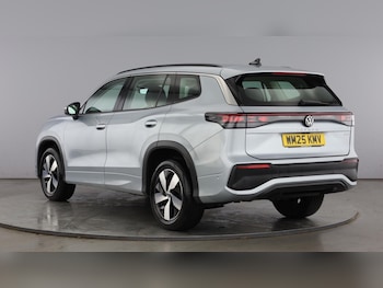 Used Volkswagen Touran 2025 for sale - 77701442: Photo