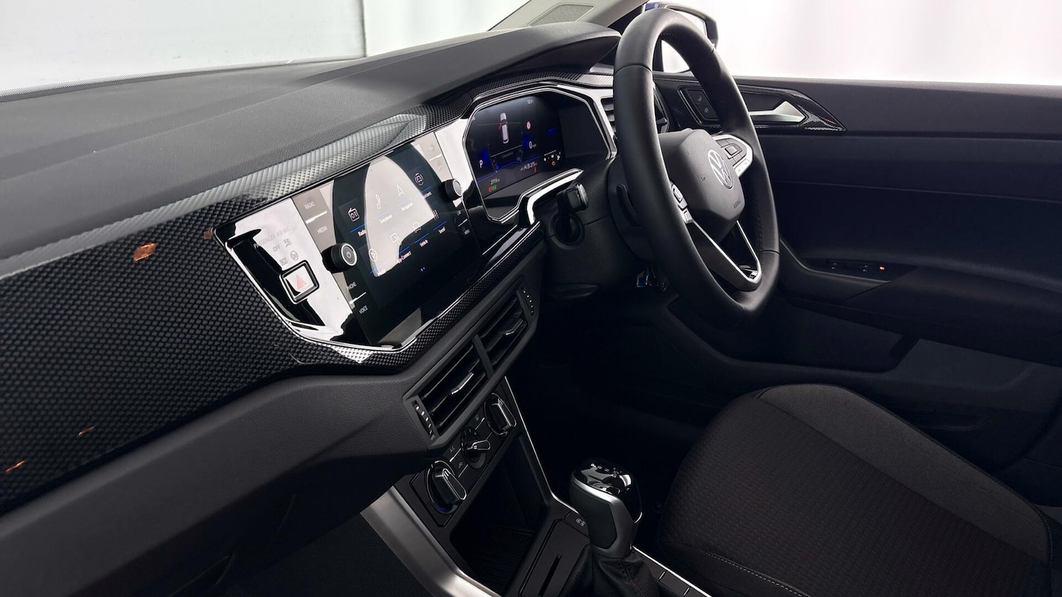 Used Volkswagen Polo 2025 for sale - 77602573: Photo 2